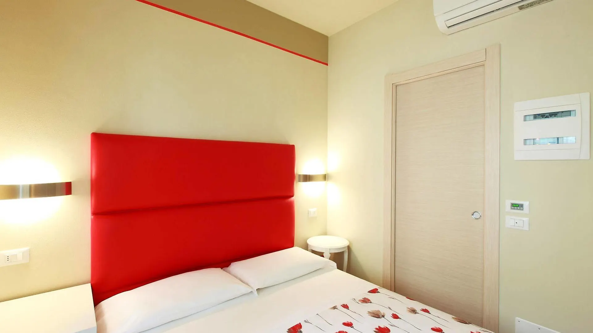 Hotel Souvenir Monterosso al Mare 2*,